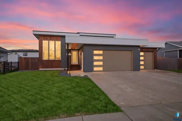 4208 N Ohio Ave, Sioux Falls, SD 57107