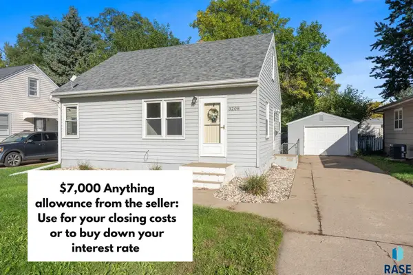 3208 S Phillips Ave, Sioux Falls, SD 57105