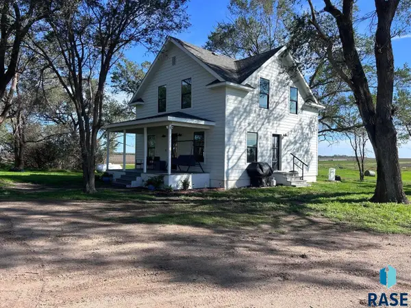 261 42465 St, Alexandria, SD 57311