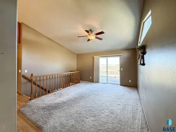7008 W 50th St, Sioux Falls, SD 57106