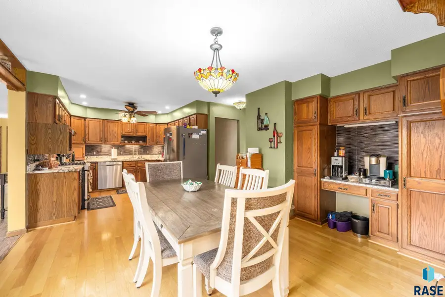 4508 S Highland Ave, Sioux Falls, SD 57103 - #2