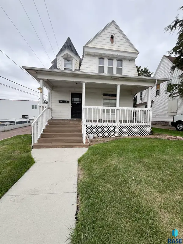 415 W 11th St, Sioux Falls, SD 57104