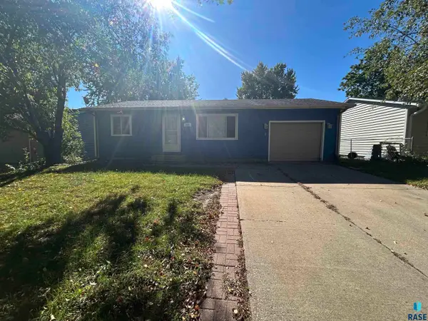 5201 E 16th St, Sioux Falls, SD 57110