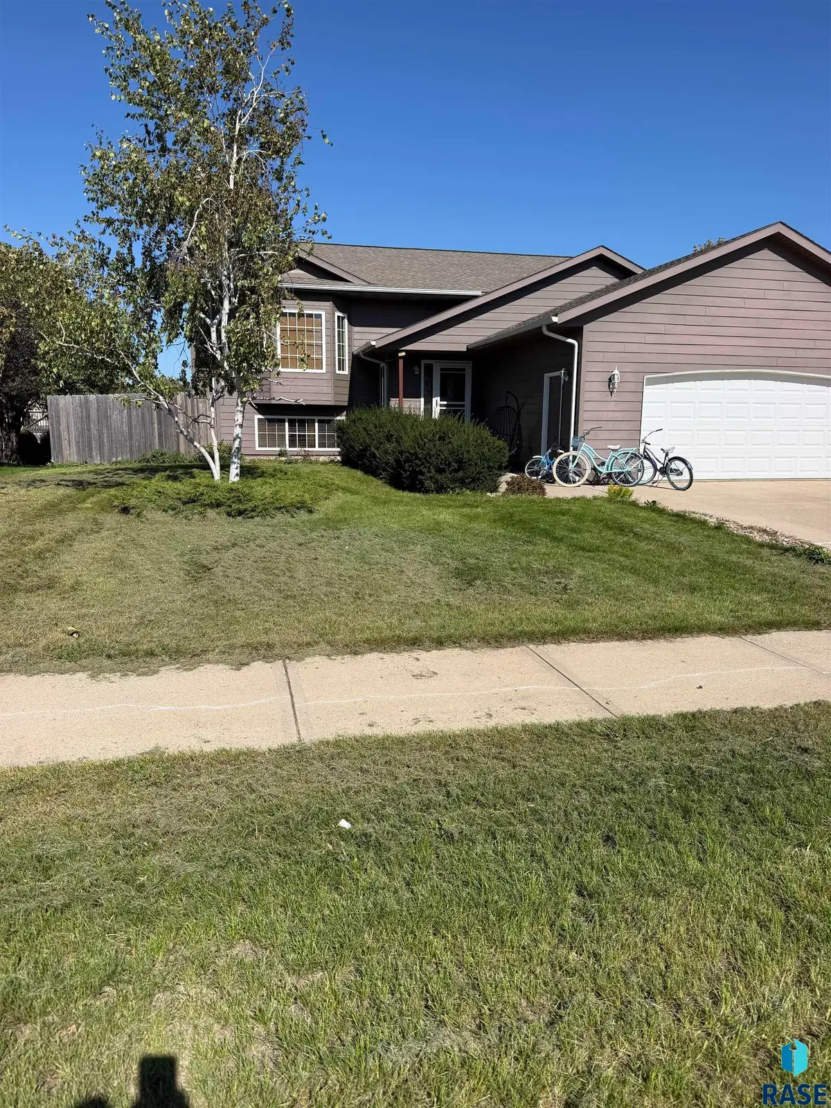702 E Leonard St, Harrisburg, SD 57032 - #1