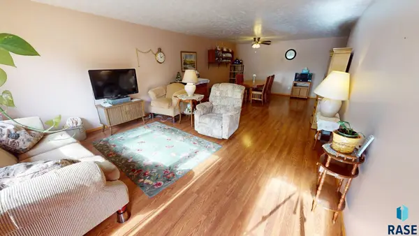 3308 W Norie Pl, Sioux Falls, SD 57106