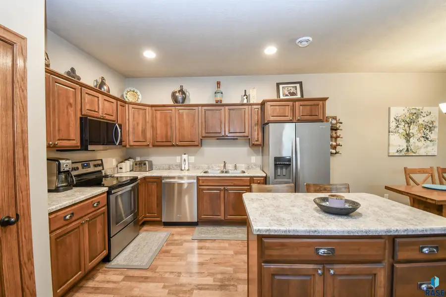 4331 W Shipton St, Sioux Falls, SD 57108 - #3