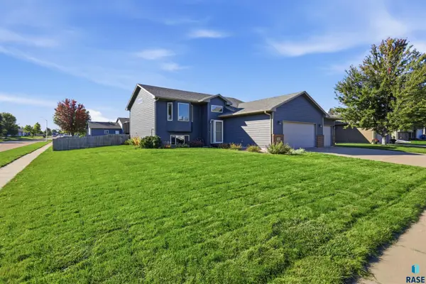 7801 W 44th St, Sioux Falls, SD 57106