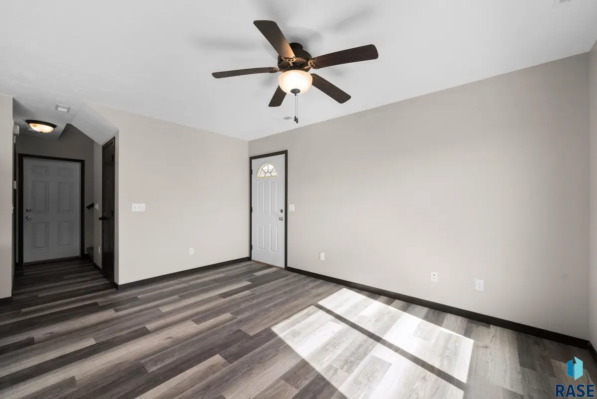9509 W Gert St St, Sioux Falls, SD 57106 - #1