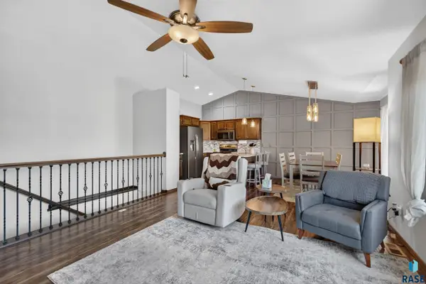 3816 S Sparta Ave, Sioux Falls, SD 57110