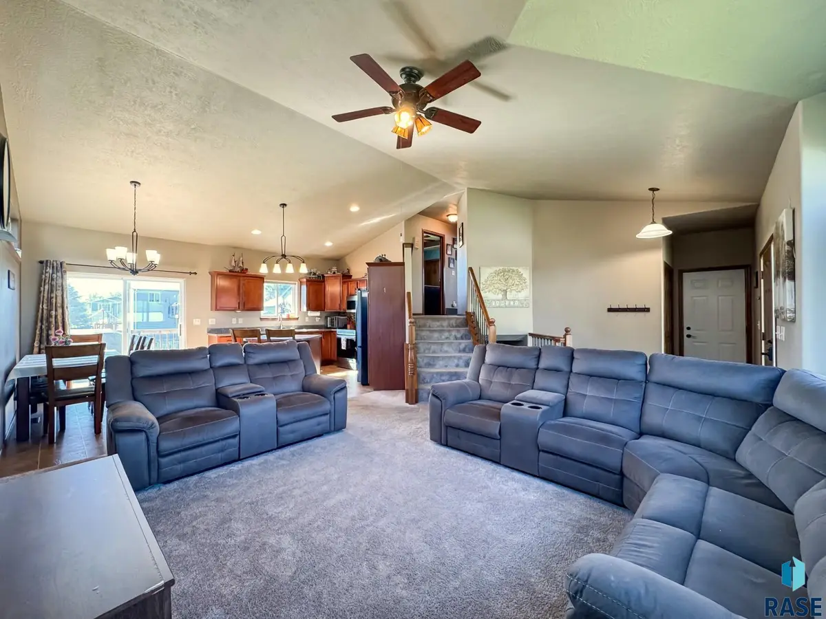 705 Kent St, Harrisburg, SD 57032 - #1
