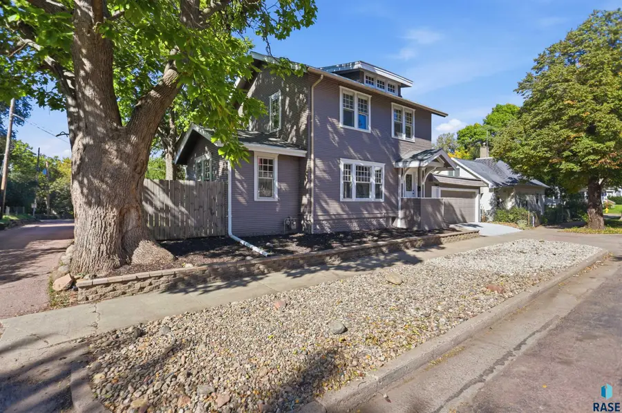 231 N Trapp Ave, Sioux Falls, SD 57104 - #2