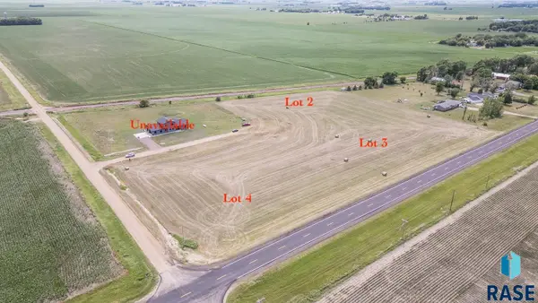 2 Pommer Cir, Worthing, SD 57077
