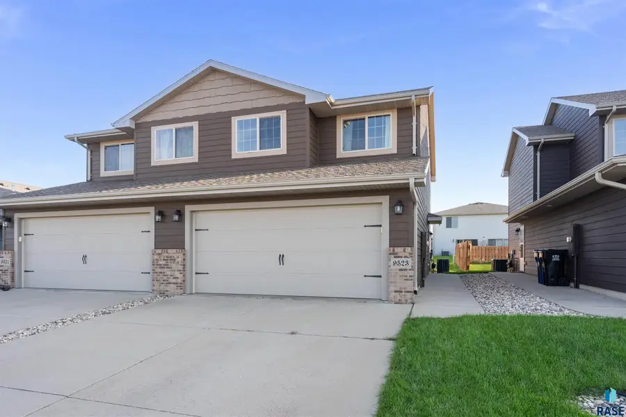 9523 W Gert St, Sioux Falls, SD 57106 - #2