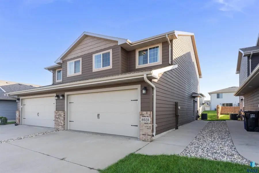 9523 W Gert St, Sioux Falls, SD 57106 - #3