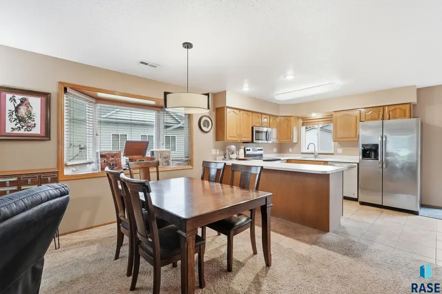 1811 S Sertoma Ave #106, Sioux Falls, SD 57106 - #3