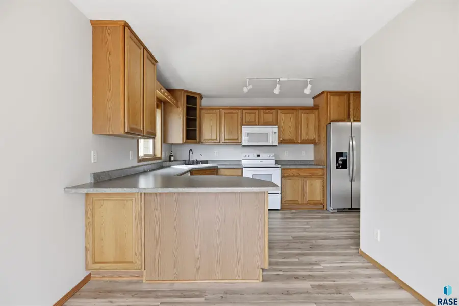 5509 W Rebecca St, Sioux Falls, SD 57106 - #2