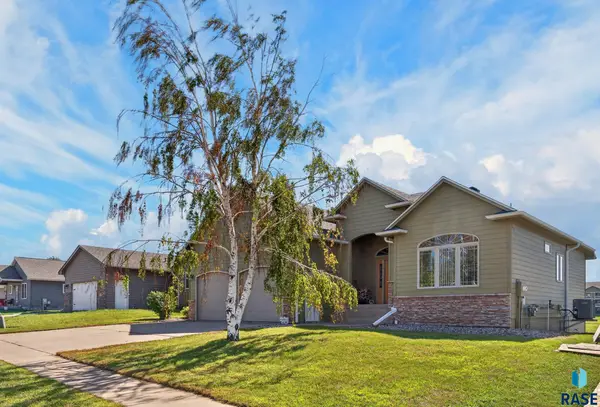4305 W Pat St, Sioux Falls, SD 57107