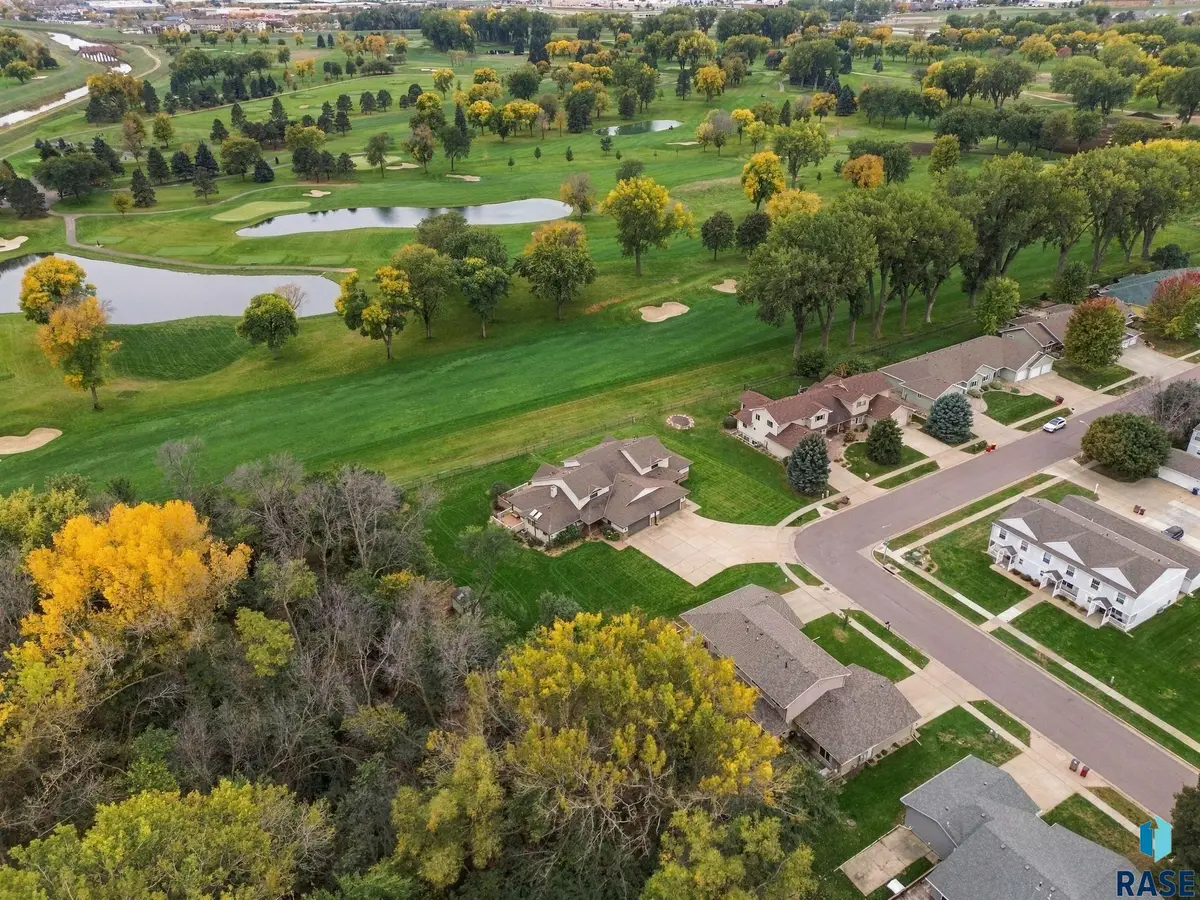 914 S Jayme Cir, Sioux Falls, SD 57106 - #1