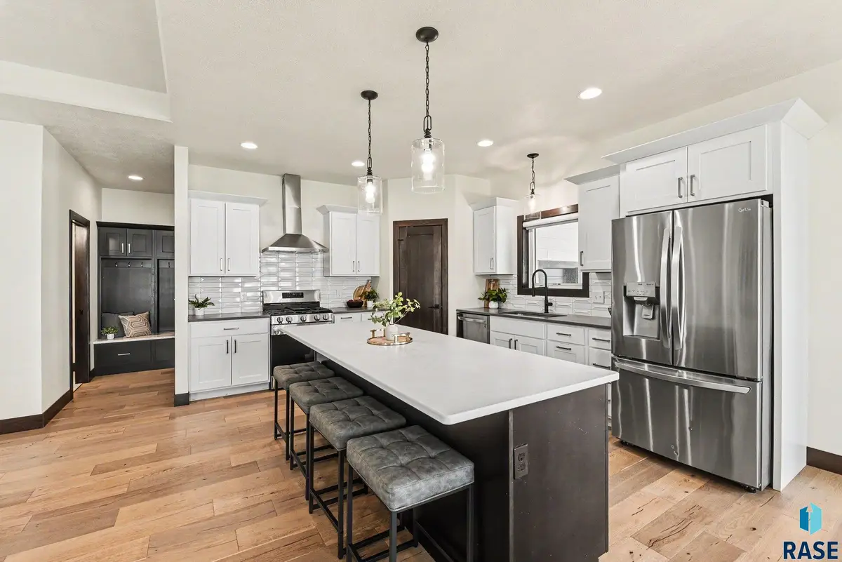 2500 W 95th St, Sioux Falls, SD 57108 - #1