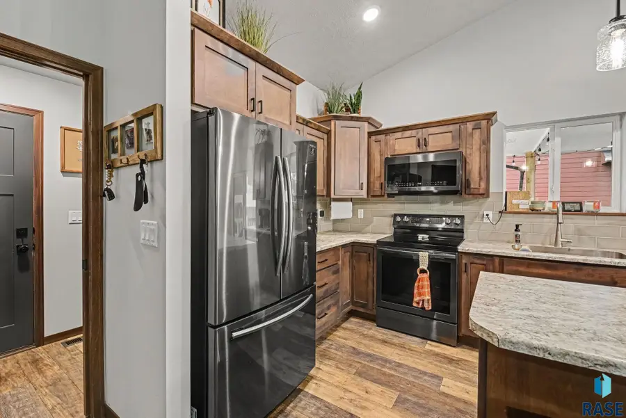 821 N Anthem Dr, Sioux Falls, SD 57110 - #3
