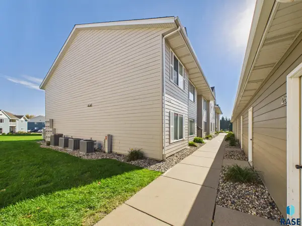 7109 W 56th St #27, Sioux Falls, SD 57106