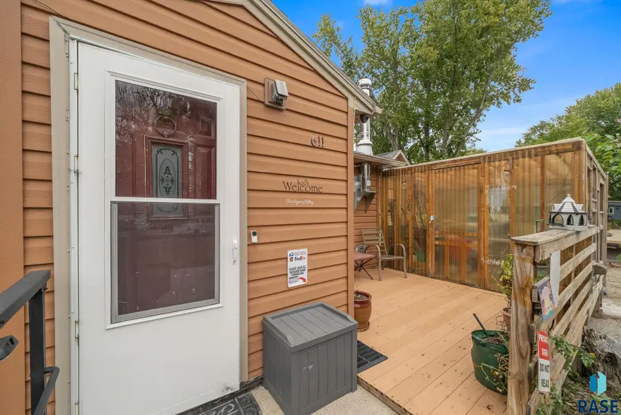 611 Fell St, Larchwood, IA 51241 - #2