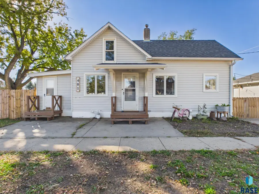 401 W 2nd St, Worthing, SD 57077 - #2