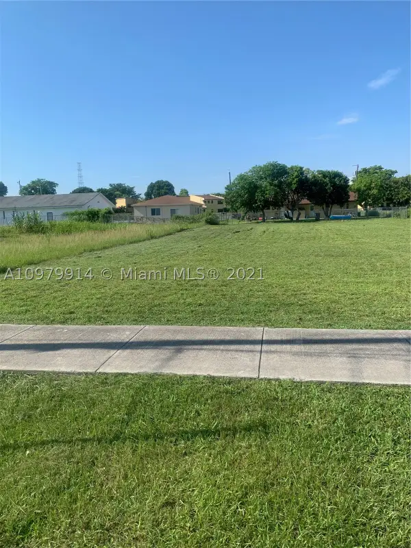 10356 SW 178th St, Miami, FL 33157