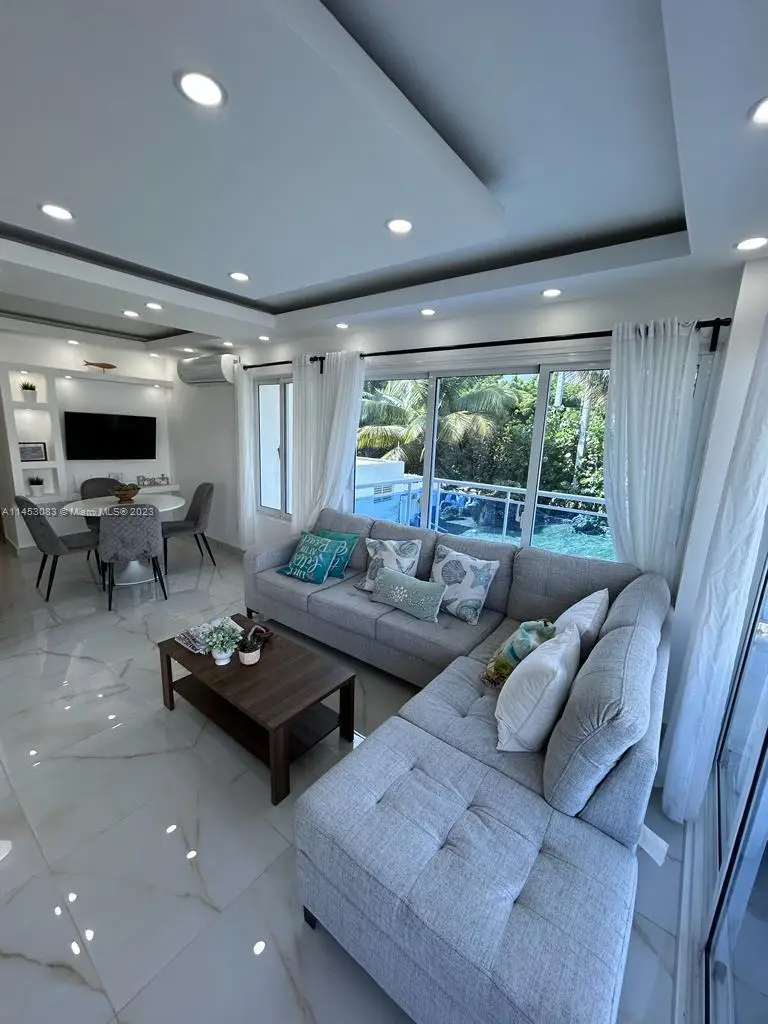 2222 Carretera Sanchez #202, ,, OS 91000 - #2