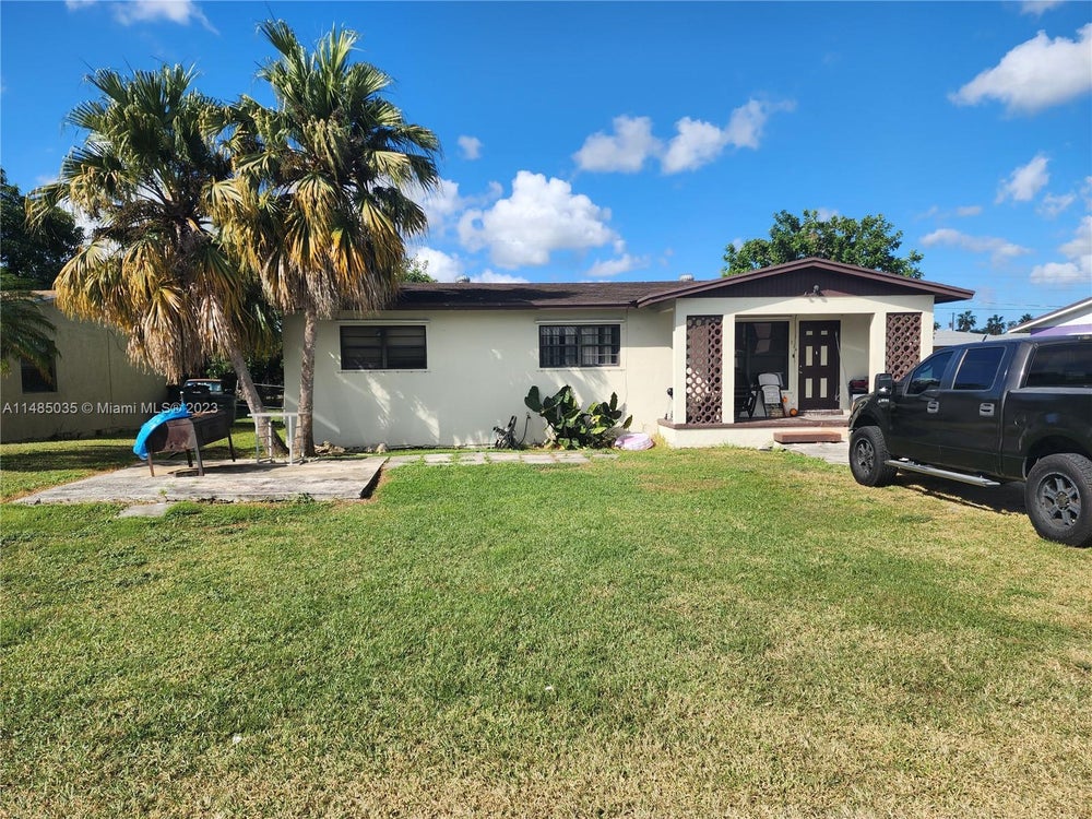 224 NW 14th St, Belle Glade, FL 33430 BHGRE