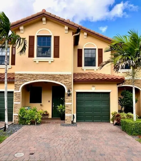 3763 SE 2nd St, Homestead, FL 33033