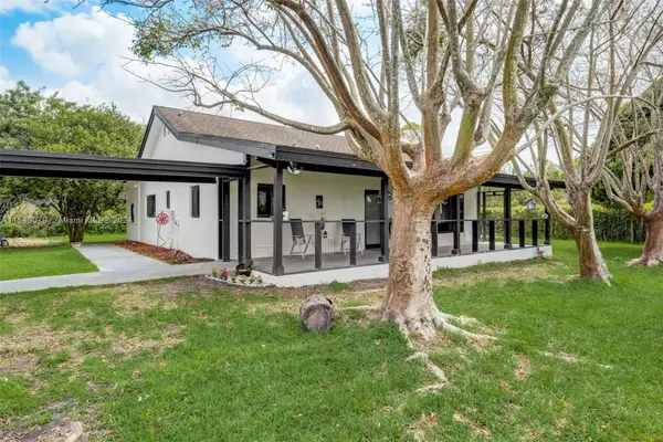 32595 SW 202nd Ave, Homestead, FL 33030