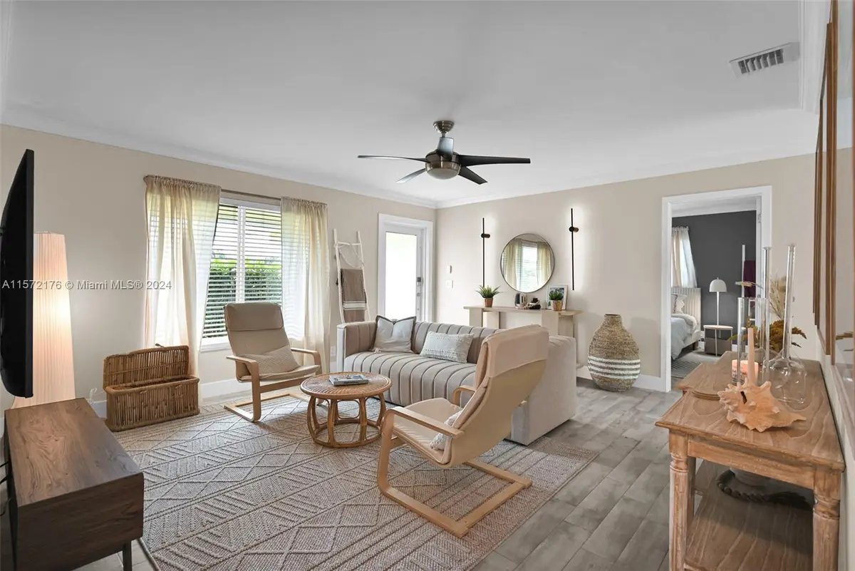 4851 NE 13th Ave, Oakland Park, FL 33334 - Image #1