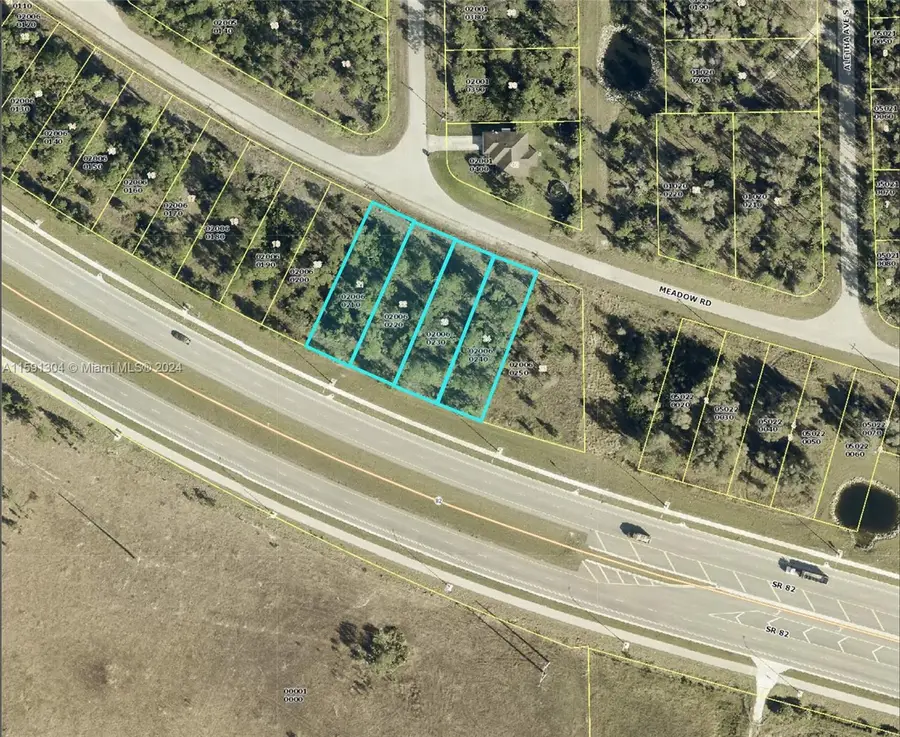 2540, 2542, 2544, 2546 Meadow Rd, Lehigh Acres, FL 33974 - #2