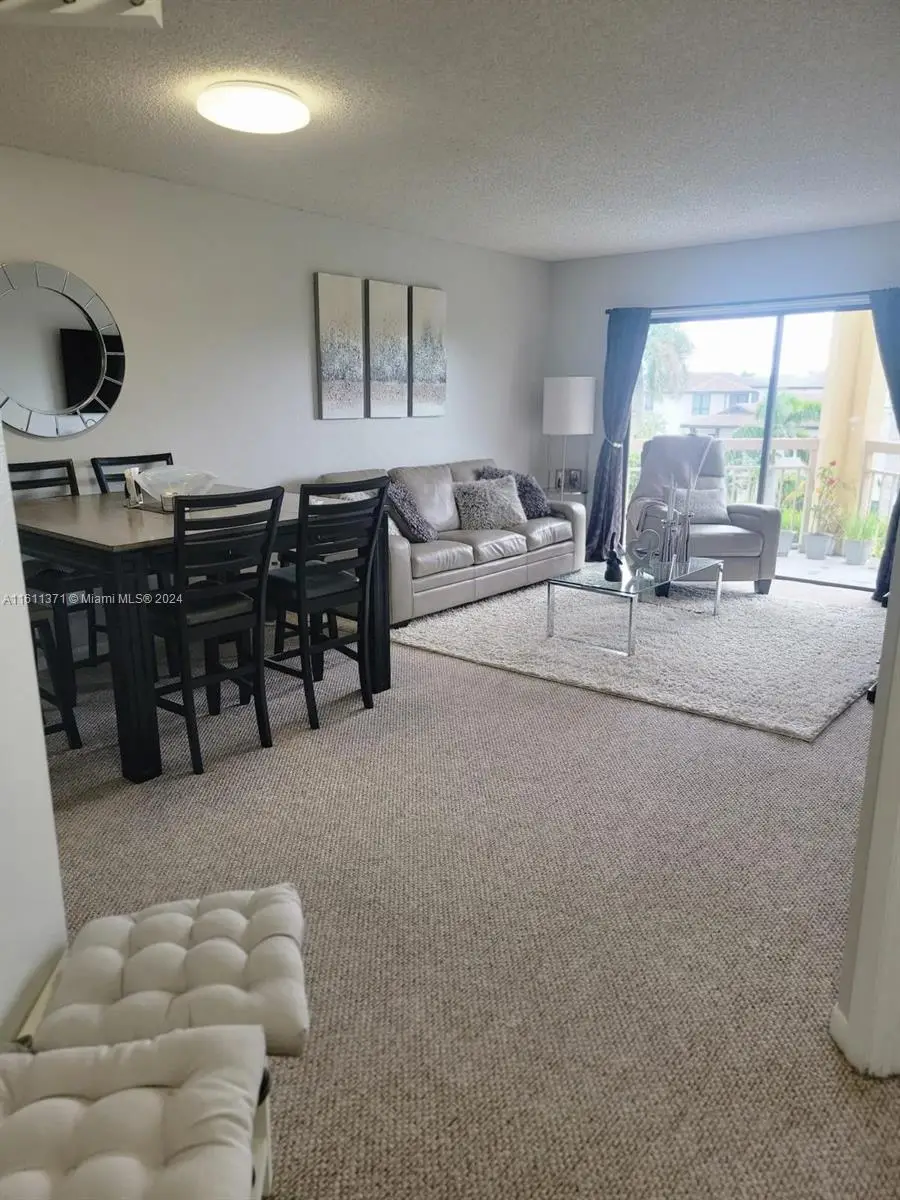 8290 Lake Dr #426, Doral, FL 33166 - #3