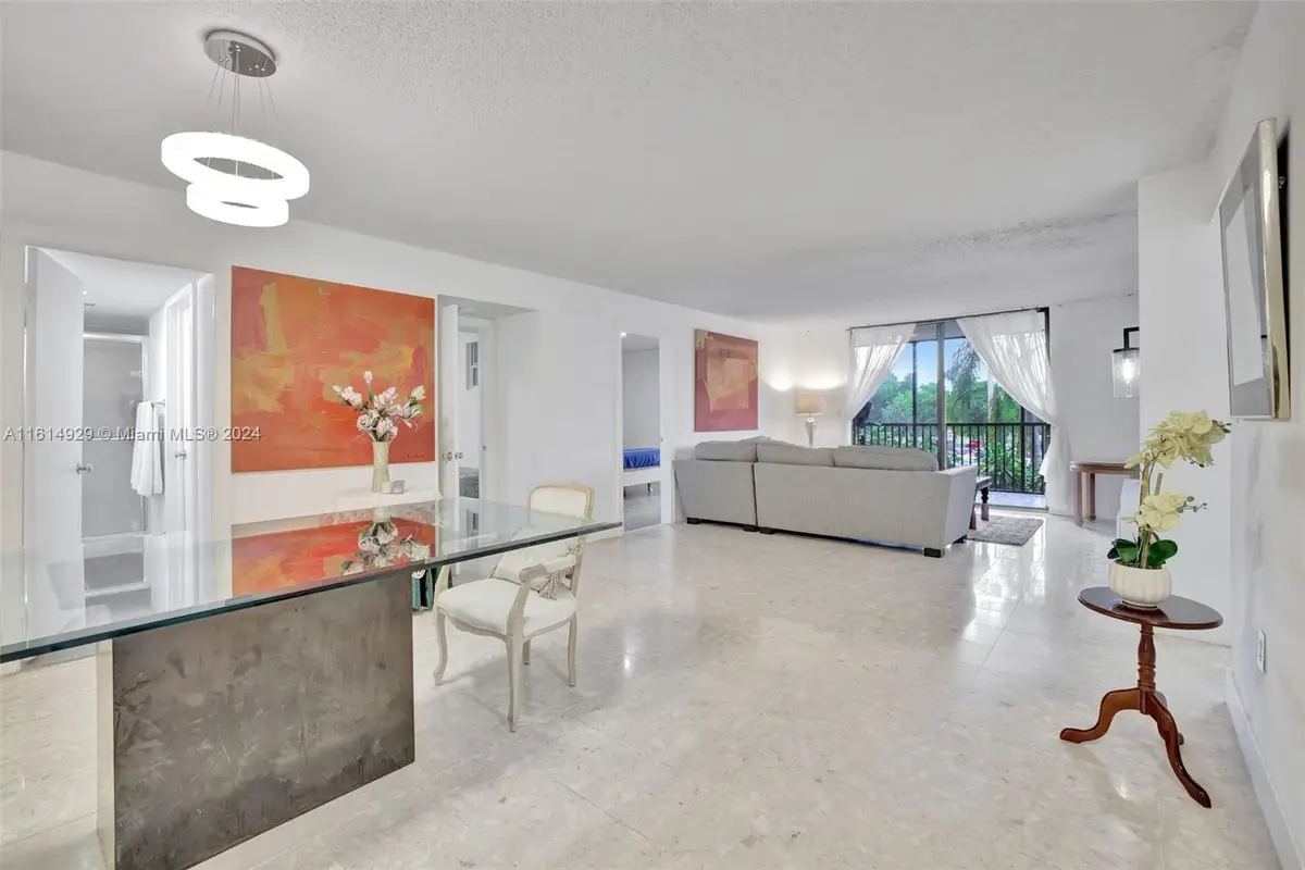 900 NE 195th St #217, Miami, FL 33179 - #1