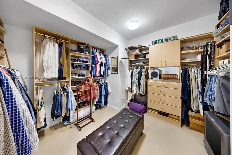 2600 Island Blvd #301, Aventura, FL 33160 - Image #2