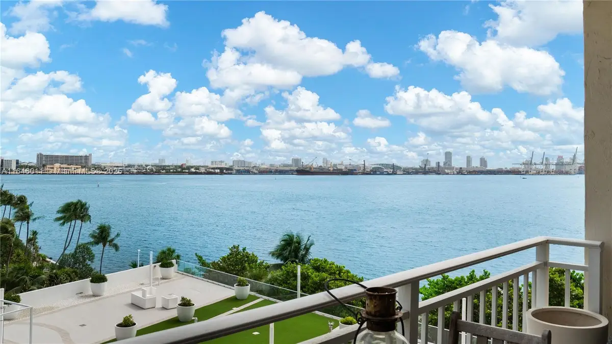 770 Claughton Island Dr #711, Miami, FL 33131 - Image #1