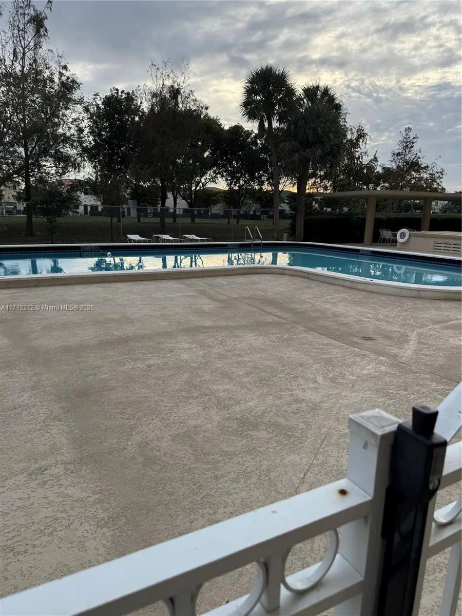 800 NE 195th St #714, Miami, FL 33179 - Image #3