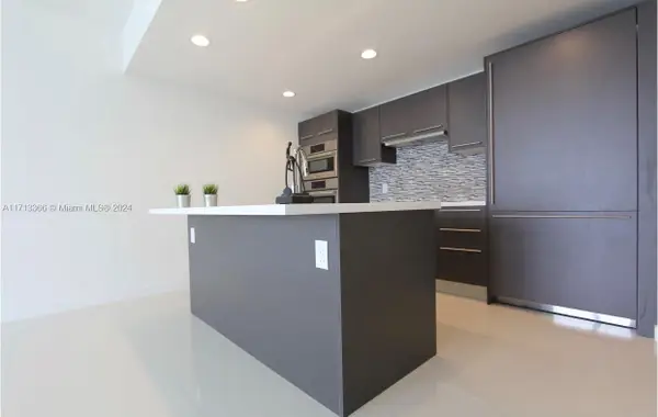 7875 NW 107th Ave #719, Doral, FL 33178