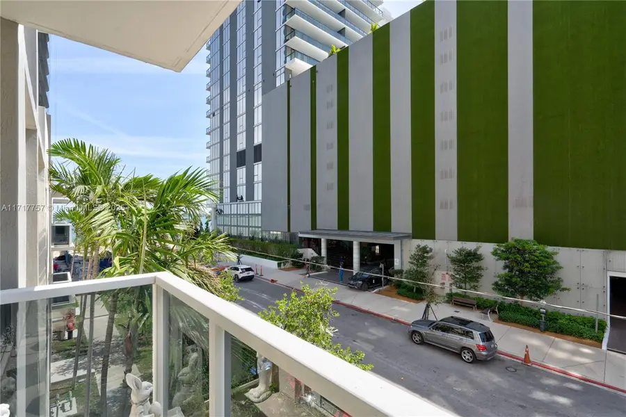 601 NE 23rd St #TH3, Miami, FL 33137 - Image #3