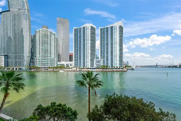 888 Brickell Key Dr #408, Miami, FL 33131