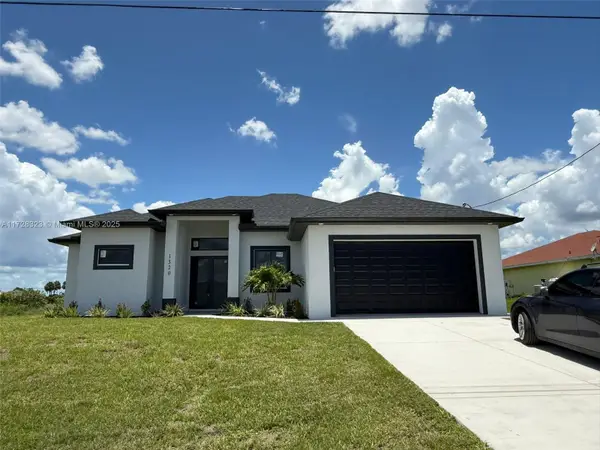 1320 Ne 14th Ave, Cape Coral, FL 33909