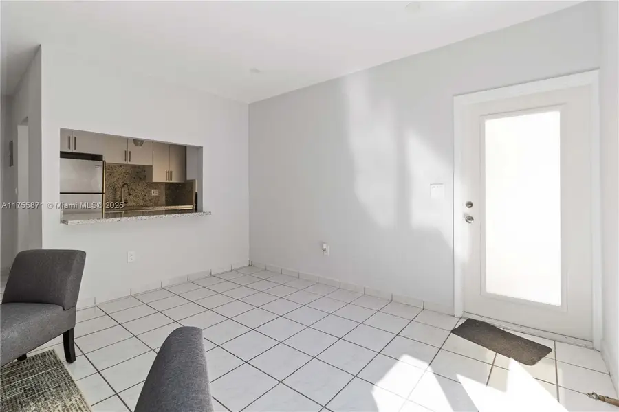 644 Meridian Ave #1, Miami Beach, FL 33139 - Image #2