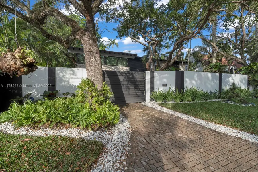 3760 S Douglas Rd, Miami, FL 33133 - Image #2