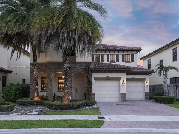 9835 NW 86th Ter, Doral, FL 33178