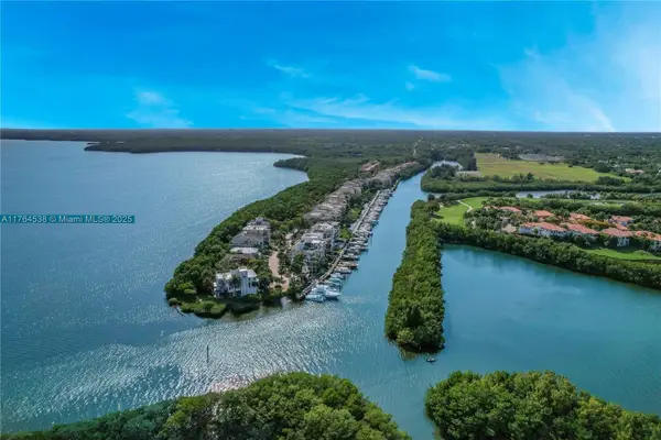 6200 SW 152nd St, Palmetto Bay, FL 33157