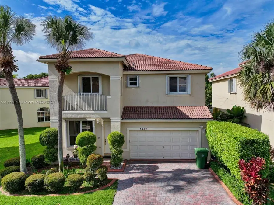 7652 NW 23rd St, Pembroke Pines, FL 33024 - Image #2