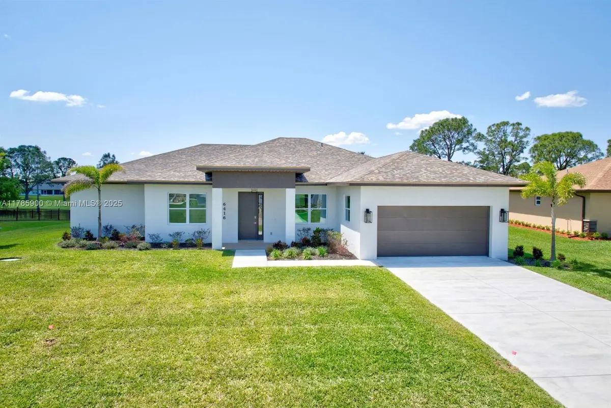 6416 Concord Dr, Sebring, FL 33876 - #1