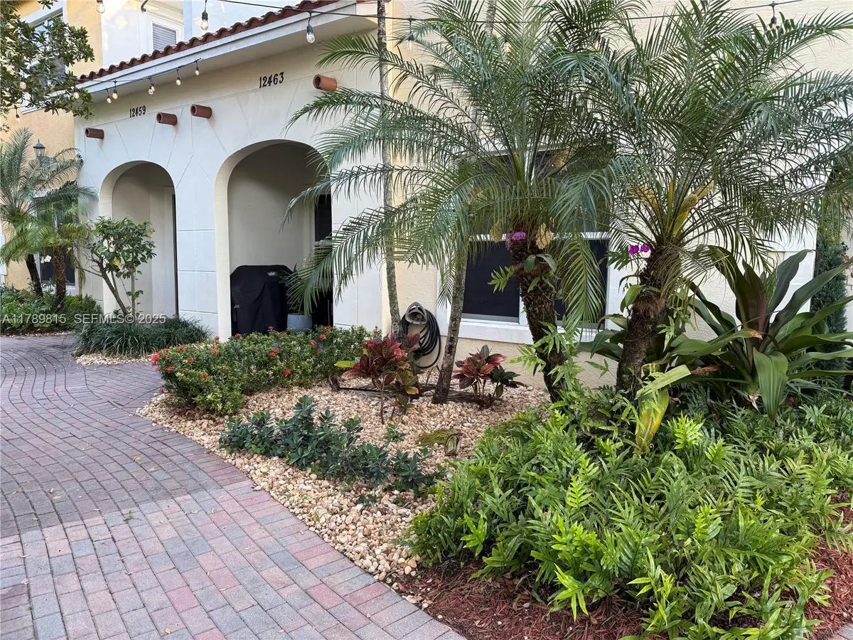 12463 NW 17th Ct, Pembroke Pines, FL 33028 - Image #1